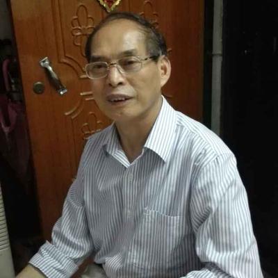 伍總微信頭相.jpg